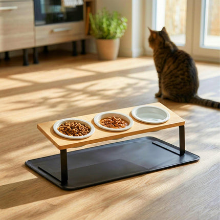 TASSORA - Skålsæt til hævede katte – bambusstativ, keramiske skåle, måtte